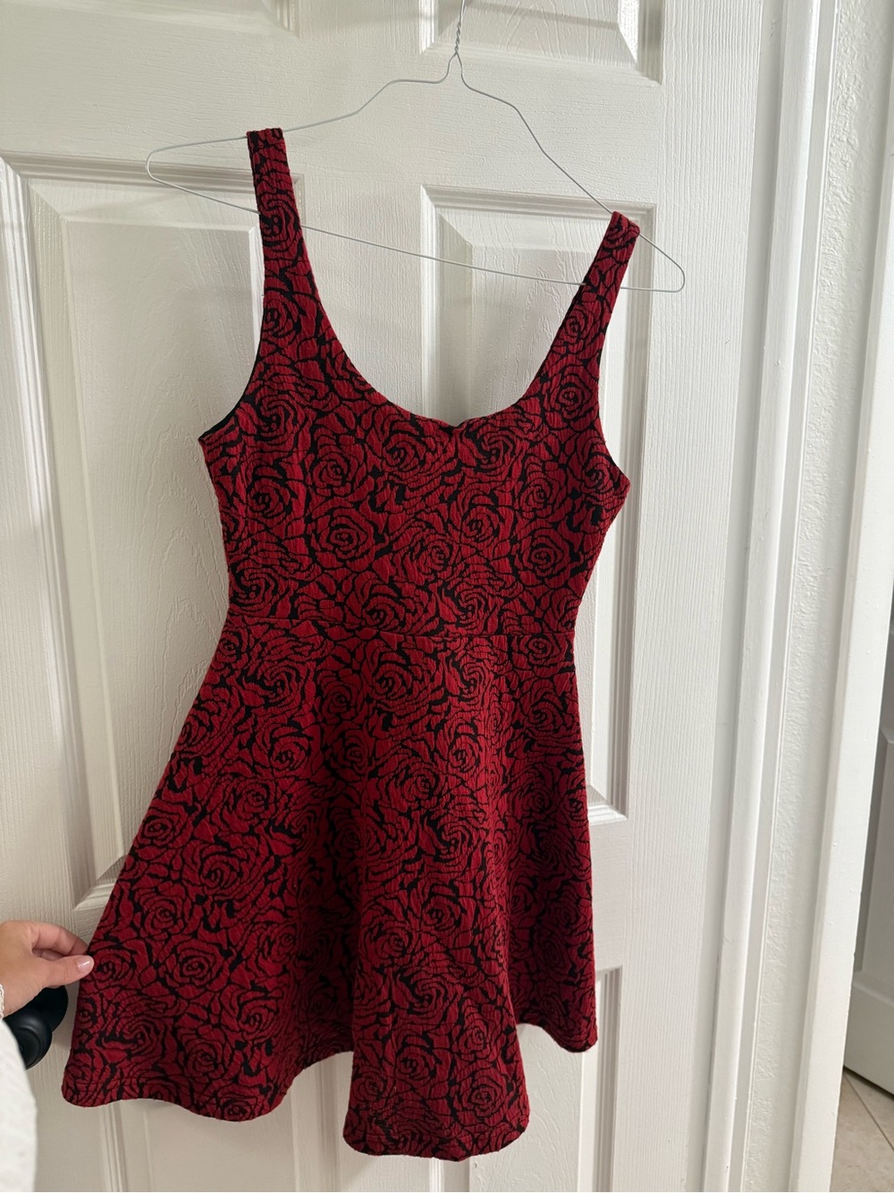 Sleeveless Red Rose-Print Skater Dress